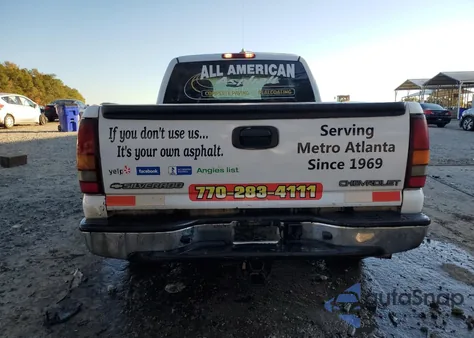 2000 Chevrolet Silverado C1500 z USA, uszkodzony, nr VIN 2GCEC19T8Y1128535